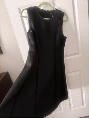 DKNY Black Sleeveless Fit-and-Flare Mini Dress
